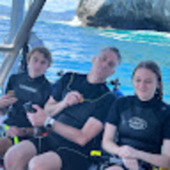 Meet your Posher, Kemp - Picture 1 of 1